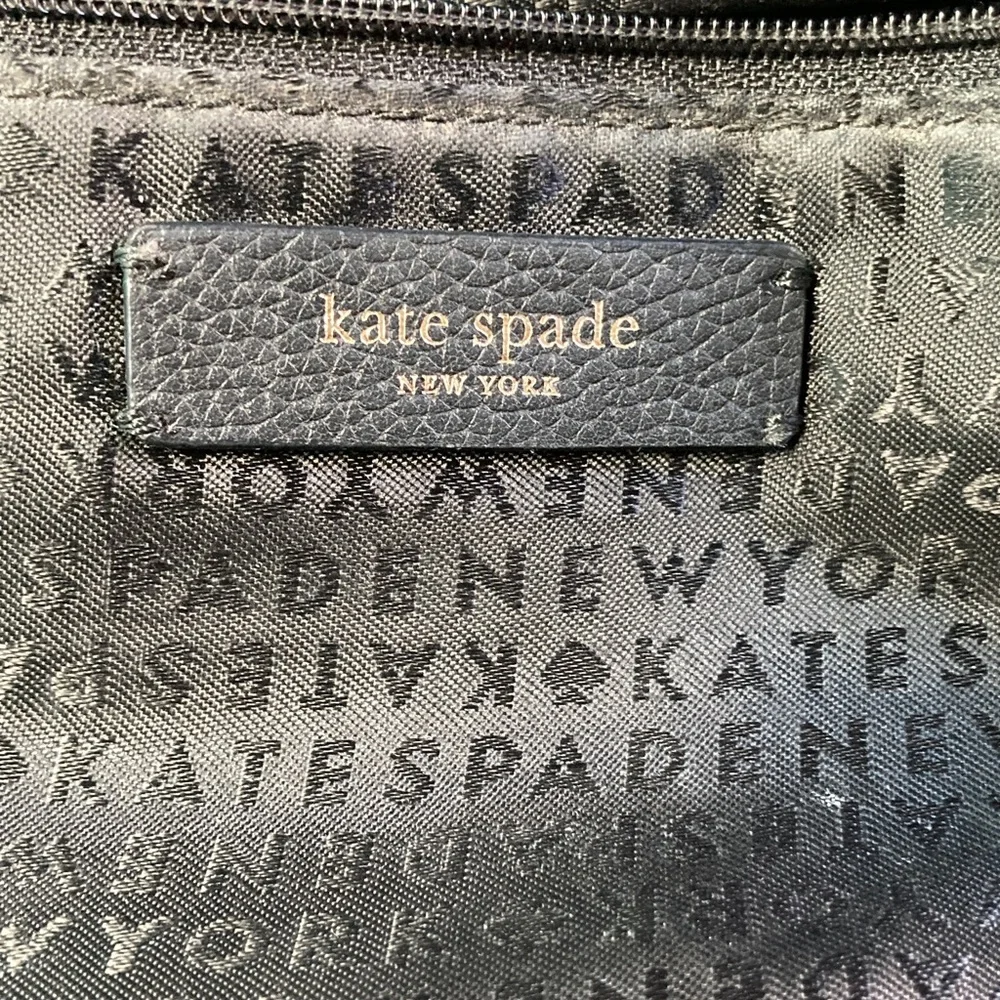 Kate Spade Melisse Black Leather Crossbody Bag 9” X 10” Zipper Top